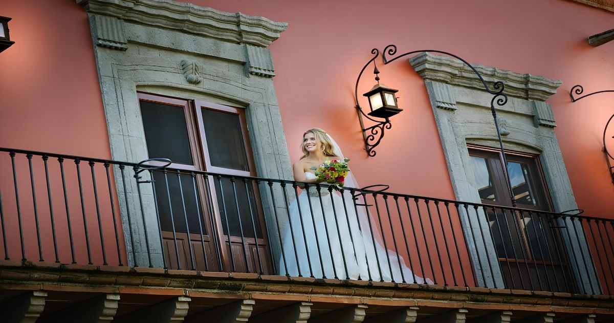 A bride on the hacienda balcony